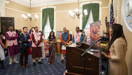 Assemblymember Kalra celebrates Diwali at the Capitol with BAPS Swaminarayan Sanstha