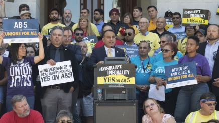 Assemblymember Kalra at Yes on AB5 Labor Rally at the Capitol
